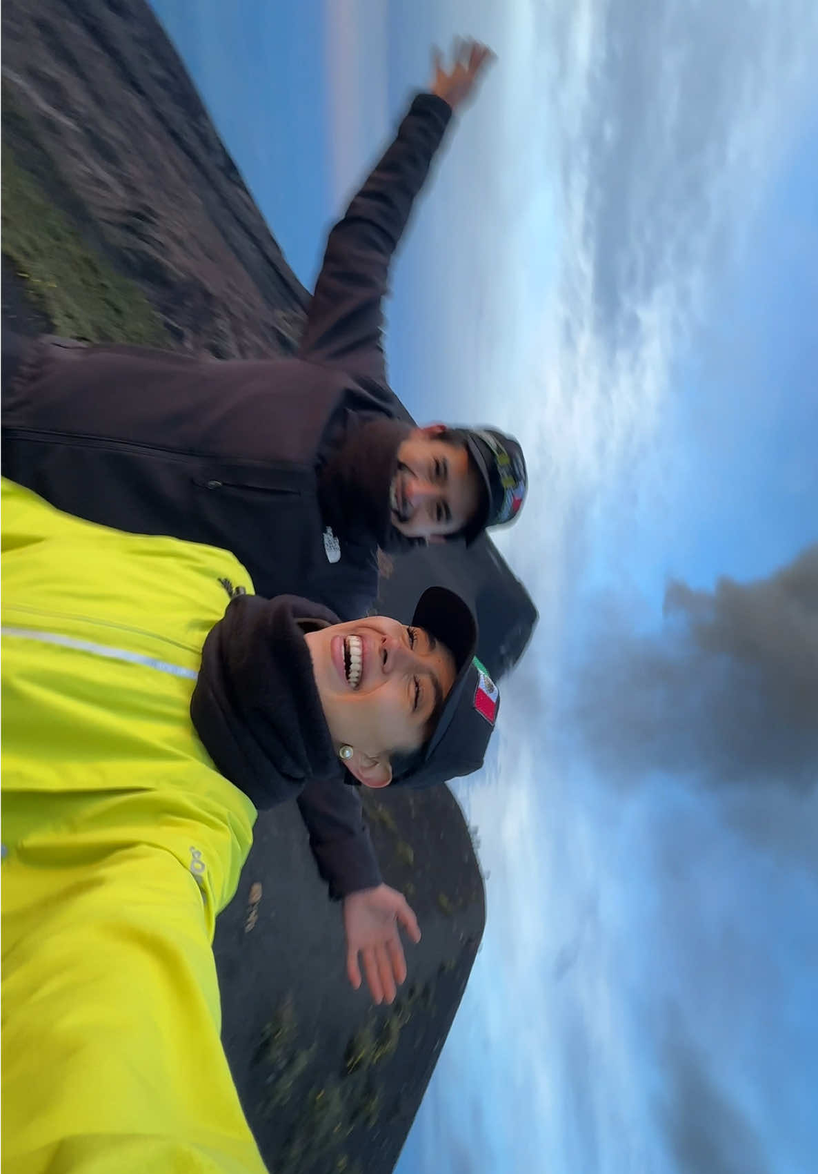 mi mejor amigo. #Hiking #trekking #guatemala #volcandefuego #acatenango  