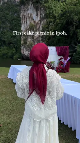 Cake Picnic 1.0 by Stbakeshopp 20 Sept 2025 | Iskandar polo club Our first-ever Cake Picnic in Ipoh was a total success! Big thank you to all the amazing participants Can't wait for Cake Picnic 2.0 —who's ready for more cake?  #fyp #cakepicnicipoh #iskandarpoloclubipoh #ipohcake #firstcakepicnicinipoh 