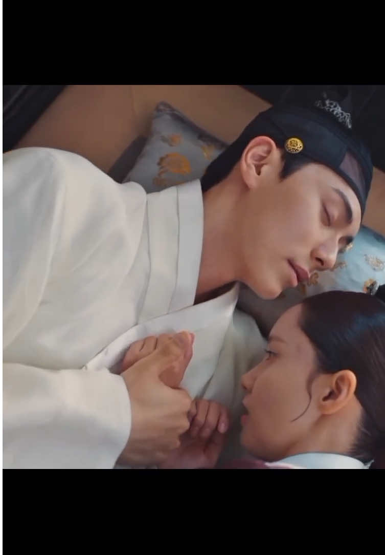 so sweet sekali merekaaa😍🥰 #bonappetityourmajesty #yoonalim #yoona #fyp 