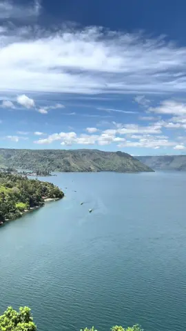 Tercandu candu Danau Toba😍#danautoba #prapat #fyppppppppppppppppppppppp 