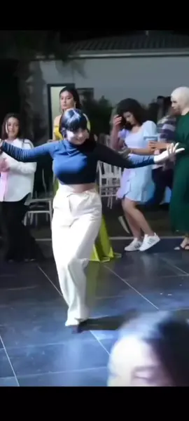 رقص دبكه بنات #يا_لهوي_يا_لهوي🤣💞 #دلع_بنات💇🏻💃🏻💃🏻 #فجرواااااكسبلوررررررر #الشعب_الصيني_ماله_حل😂😂 #رقص #دبكه #اكسبلور #explor 