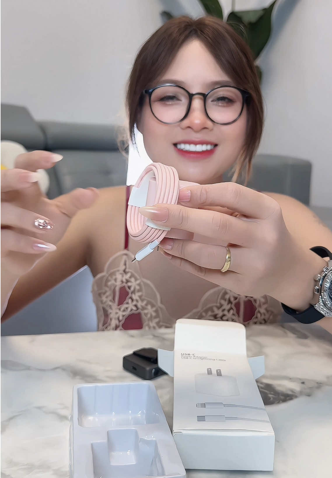 Bộ củ + dây sạc nhanh 20W dùng cho iPhone 4 đến 14, sạc đầy pin nhanh chóng, an toàn tiện lợi #sacnhanh #20w #iphonesacnhanh #lanhxuanha #phukieniphone 