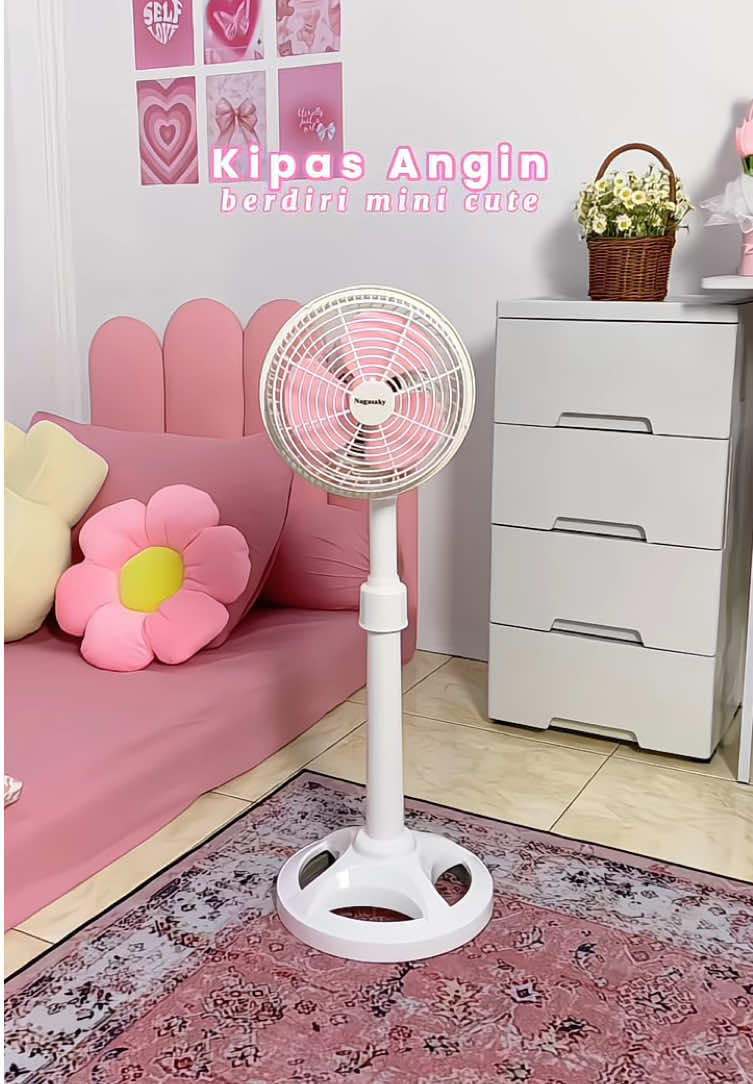 Kipas mini Caquette cute bangett, anak kos wajib punya🫵🏼🎀💖 #kipasangin #kipas #kipasmini #anakkost #fypppppppppppppp 