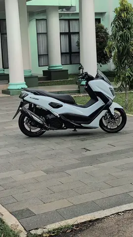 pesona nmax modal bersih😋 #nmaxputih #nmaxproper #nmaxold #nmaxogahjinjit #fyp 