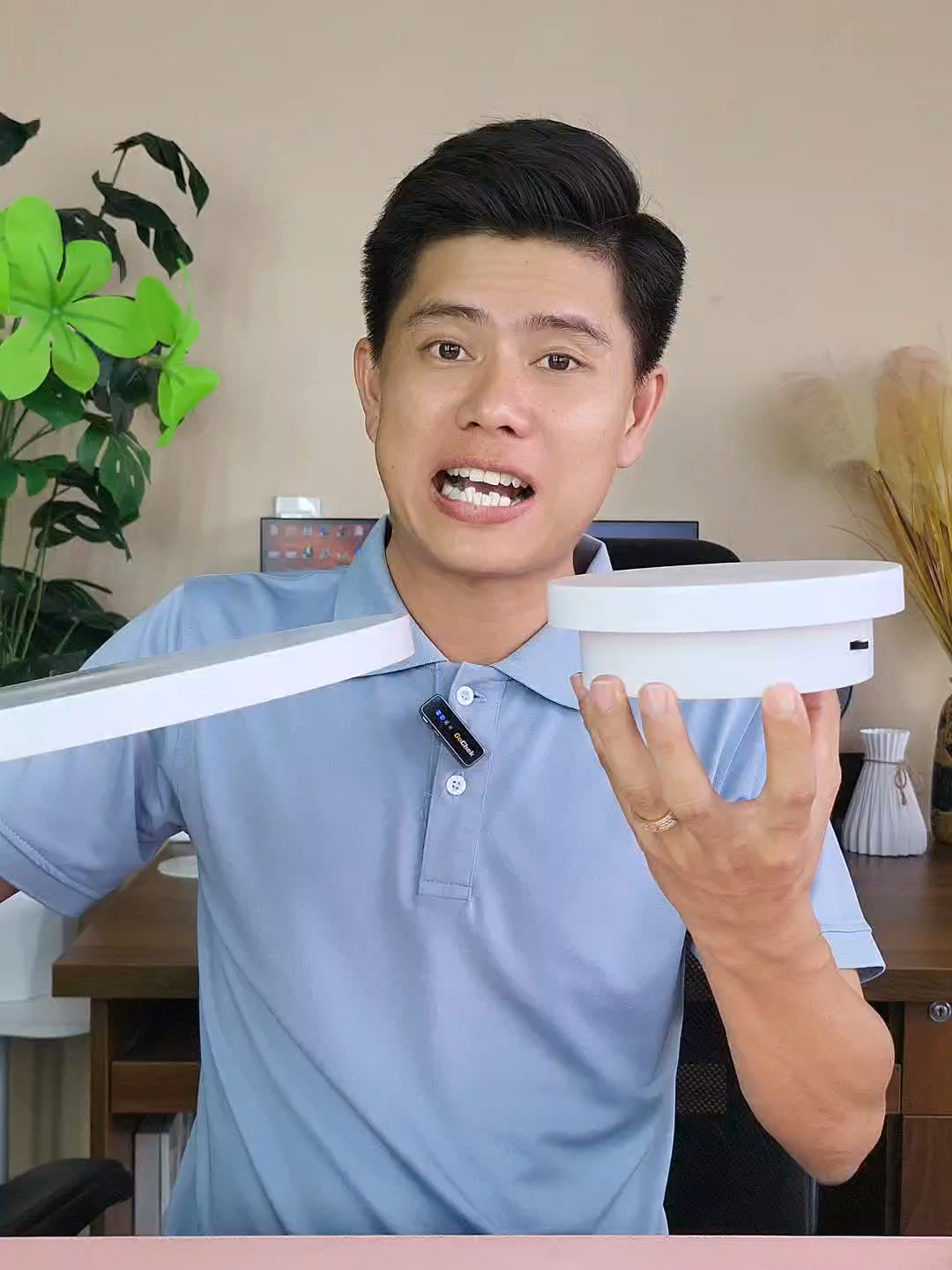 bàn xoay để bàn tiện lợi để sản phẩm livestream #banxoay #banxoaysanpham #banxoaylivestream #huongnguyenshop1 #docongnghe