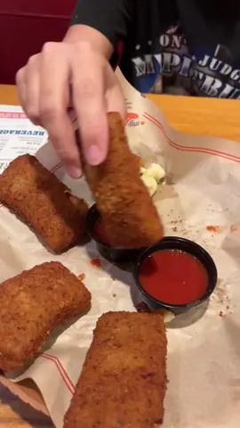 Chilis don’t stand a chance  #chilis #fyp #relatable 