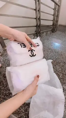 Lại là gu các chị, các iem 💕 #unbox #túixách #tuimini #tuixachmini #luyentui96 