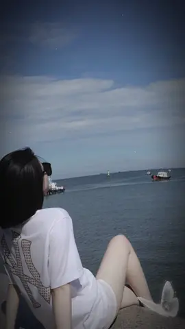 Cuộc sống bình thường mà toàn ghép nhạc cỡ này không ák😝