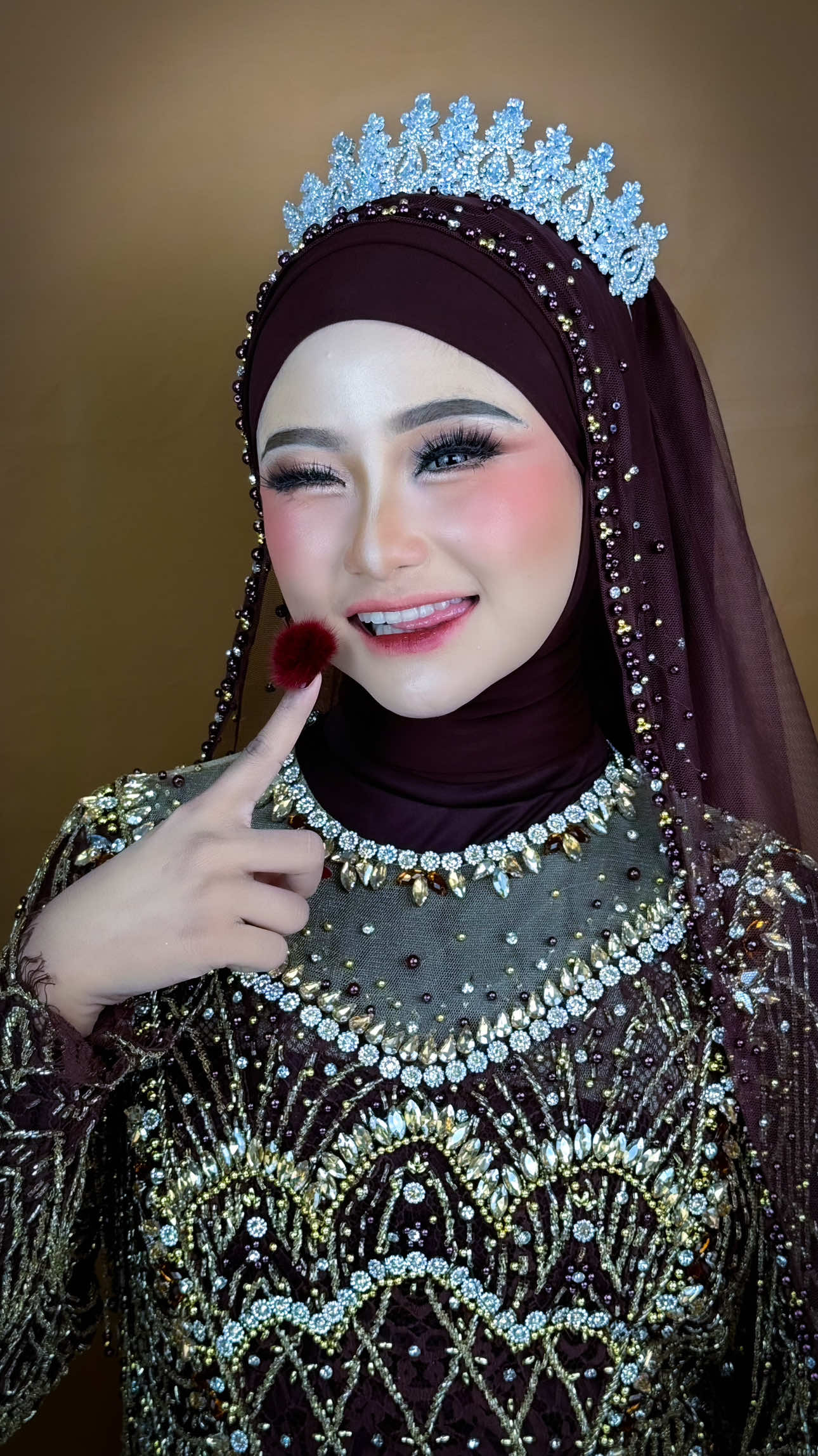 Mahogany😍 #mualamonganhits #fyp #mualamonganrecommended #makeuplamongan #wedding 