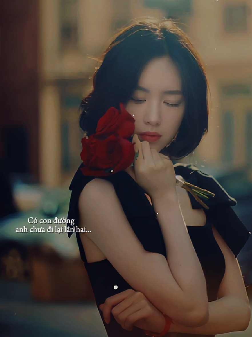 Có con đường anh chưa đi lại lần hai sợ thấy những ký ức không phai... [ Đà Lạt Còn Mưa Không Em ] #dalatconmuakhongem  #nhacbuontamtrang  #tramcamxuc💔  #maucapcut  #gocphoamnhac1991 