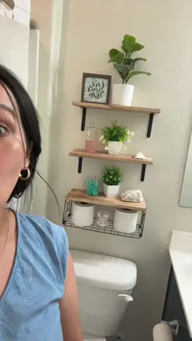 #floatingshelves #bathroomdecor #bathroom#bathroomaccessories #shelves