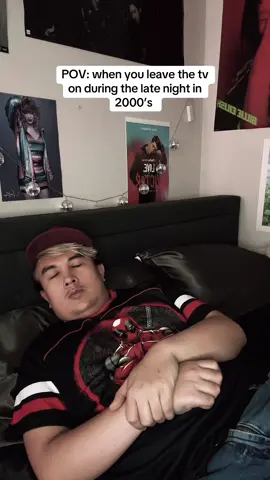 Idk why but every time I wake up out of nowhere in the late night, this commercial always comes up #nostalgic #nostalgia #fypシ #2000s #oldmusic 