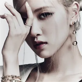 #ROSÉ :: meu sonho era editar ela com vibe assim 🙏 #fyp #viral #foryou #blackpink ' inspiração :: @rscsvt ★ 