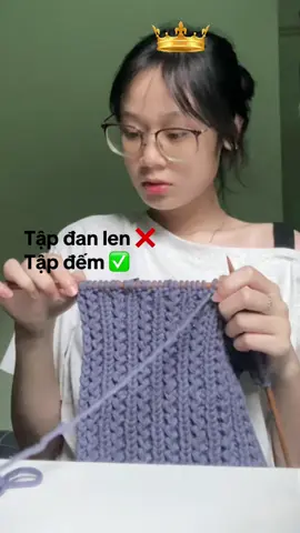 Hành trình tập đan len của mình ngày 8 Có thể tranh giải với tụi lớp 1 luôn =)) #danlen #khanchoang #handmade #xuhuong #viral 