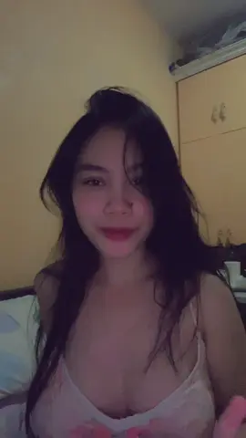 gesge, i close my eyes na lang :> #wedonttalkanymore 