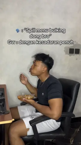 Cimol isi ayam adalah 50% protein dan 50% kenikmatan #cimolbojotaa #cimolbojot #makananviral #bulkingseason #makan 