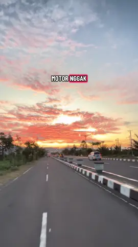 Laaasiiingann 😂 #lombokfypシ゚viral #lomboktiktok #lomboklucu🤣 #bhslombok #fyp?lombok🌴viral 