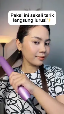 Rambut kusut bikin bete? Tenang, ada cara biar sekali tarik langsung lurus dan tetap terlindungi! 💆‍♀️💕  Dengan Philips Catokan BHS530, kamu bisa:  🔥 Lurus rapi sekali usap berkat ThermoProtect yang lindungi rambut dari panas berlebih.  🌟 Rambut bebas kusut & tampak lebih berkilau dengan perawatan ion ganda.  🎚️ Bisa pilih suhu sesuai kebutuhan, dari 120°C – 230°C. Gaya rambut kece, aman, dan gak makan waktu lama ✨  Jangan sampai kelewatan promo eksklusifnya, klik keranjang kuning sekarang sebelum habis! 🛒💛 #PhilipsIndonesia #PhilipsBeauty #PhilipsCatokan #FlawlessHair