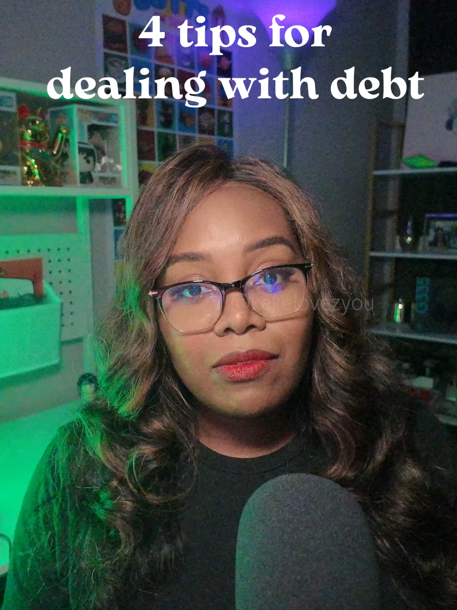 Here are a few tips for paying off debt! This is just somethins I've learned along the way. Feel free to take the information you find helpful and leave what you don't! Debt can take over your life but it also is needed to establish credit sadly. You need to figure out the best way to manage little debt that you may get overtime and figure out the best way to tackle large debt as well. It could be paying off student loans or a car or a credit card. Figure out a good method to live life and handle your ddebt.  #themoreyouknow💫 #kekelovezyou #financialliteracy #TikTokLearningCampaign #budgetingtips #moneytoks #debtpayoff