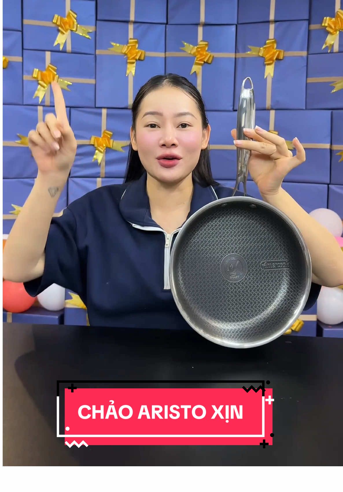Chảo chống dính hot hit trong live của em, bác nào chưa săn kịp bấm ngay giỏ hàng ạ
