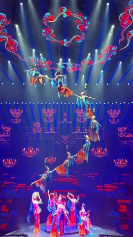 Một show diễn quá ấn tượng, công nhận TQ có những cái mà mình không tưởng tượng được #TrungThu2025 #CuộcThiMúaBắcKinh #HỌCMÚA 