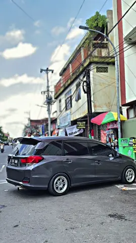 Orang kaya saja butuh duit  Apalagi orang kaya saya :) #mobiliomodifikasi #yourpage #mobiliodd4 #mobilioindonesia #you 