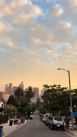 The vibe of Los Angeles 🌆     #losangeles #fyp #pourtoii #figueroa 