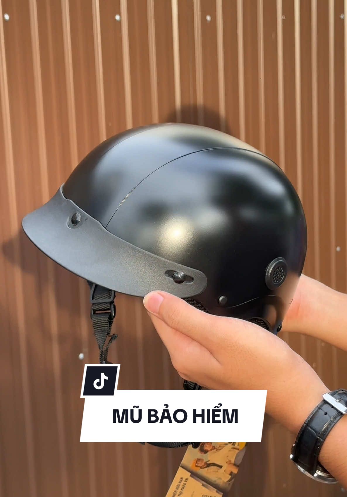Mũ bảo hiểm này đẹp, đội êm đầu lắm luôn #mubaohiem #royal #muroyal 