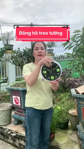 Đồng hồ phát sáng dạ quang đep lắm nè cả nhà#mebinbo #xuhuong #dongho #donghotreotuong 