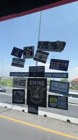 @Viking Persib Club @vikingindependent @vikingdesordercipatik  enjoy away day Malang #hidupperib #vinidiking #persibday 