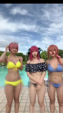 念願の五等分の花嫁の水着併せしてきたよん👙🏊‍♀️ またこの3人で併せできて嬉しい😽✨すごく楽しかった✨️✨️✨️ 一花💛▶︎いおは 二乃🦋▶︎@青花(あおか)💙🐼  三玖🎧▶︎@舞原りりー  #五等分の花嫁コスプレ  #thequintessentialquintuplets  #ごと嫁コスプレ #ごと花コスプレ #鴨コス 