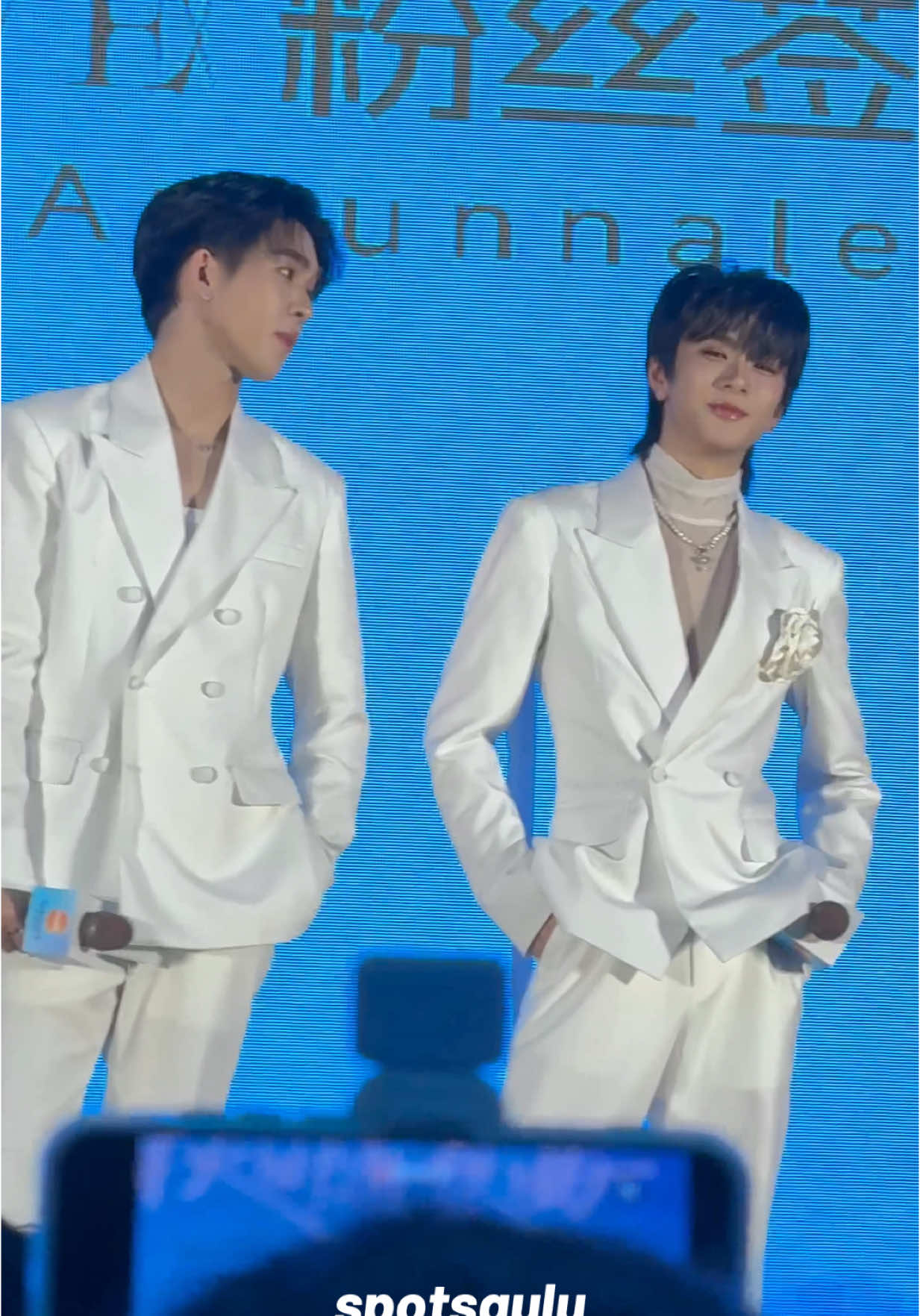 Something has changed a lot😂 #AUAUSAVE #อู่อู๋เซฟ #savewrg #auautnp #aasfansigninhangzhou  @savewrg @auautnp 