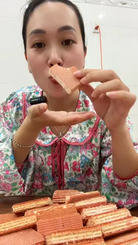 Bánh xốp kem #anvatnhalam1 #xuhuong #anvat #banhtuoitho #banhxopkemsaurieng 