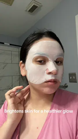 Leave on go 20min and ur skin will feel great u ca get on amazon 💛 @numbuzin Global Marketing #numbuzin #nadliftmask #NAD #liftingmask #kbeauty 