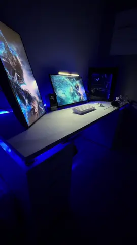 W or L? #cleansetup #cleanpc #desksetup #GamingSetup #fyp 