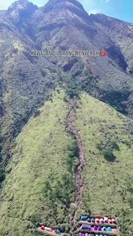 🔥 #sumbingmountain #sumbingviagajahmungkur #sumbing3371mdpl #pendakifomo #pendakigunung 