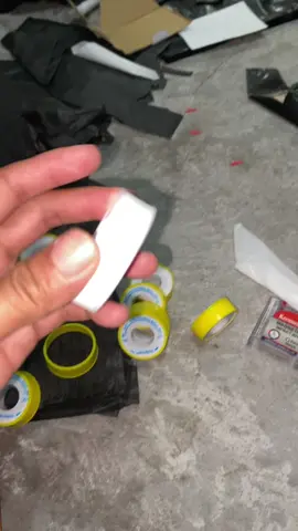 🔧 Sealtape Serbaguna ✅ Wajib punya untuk instalasi pipa & sambungan air ✅ Anti bocor & tahan lama ✅ Mudah dipasang, praktis digunakan ✅ Bahan berkualitas, nempel kuat di ulir pipa 💦 Solusi cepat atasi kebocoran, sambungan pipa jadi rapat maksimal! 🔥 Kecil tapi fungsinya besar, cocok untuk rumah & proyek. #seal #tape #tukang #proyek 