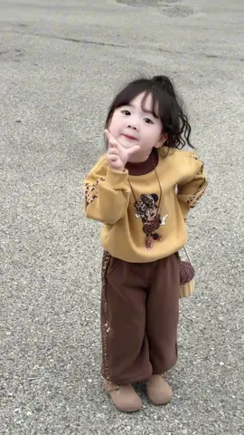 Xinh xỉu 😍 #quanaotreem #quanaobegai #setbegai #phoidoxinh #xuhuong 