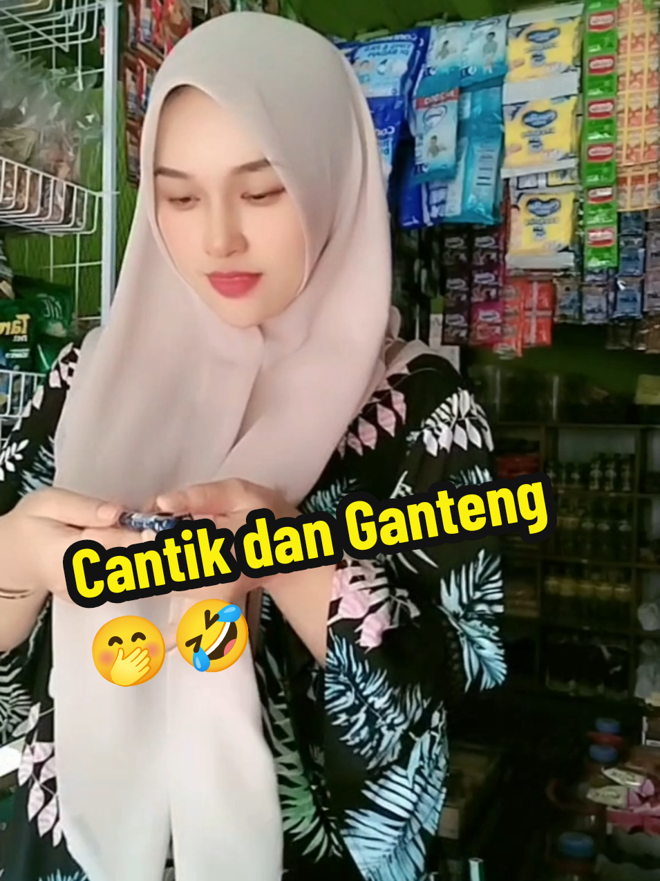 Cantik dan Ganteng 🤭🤣#Resinda #lucuk #lucu 