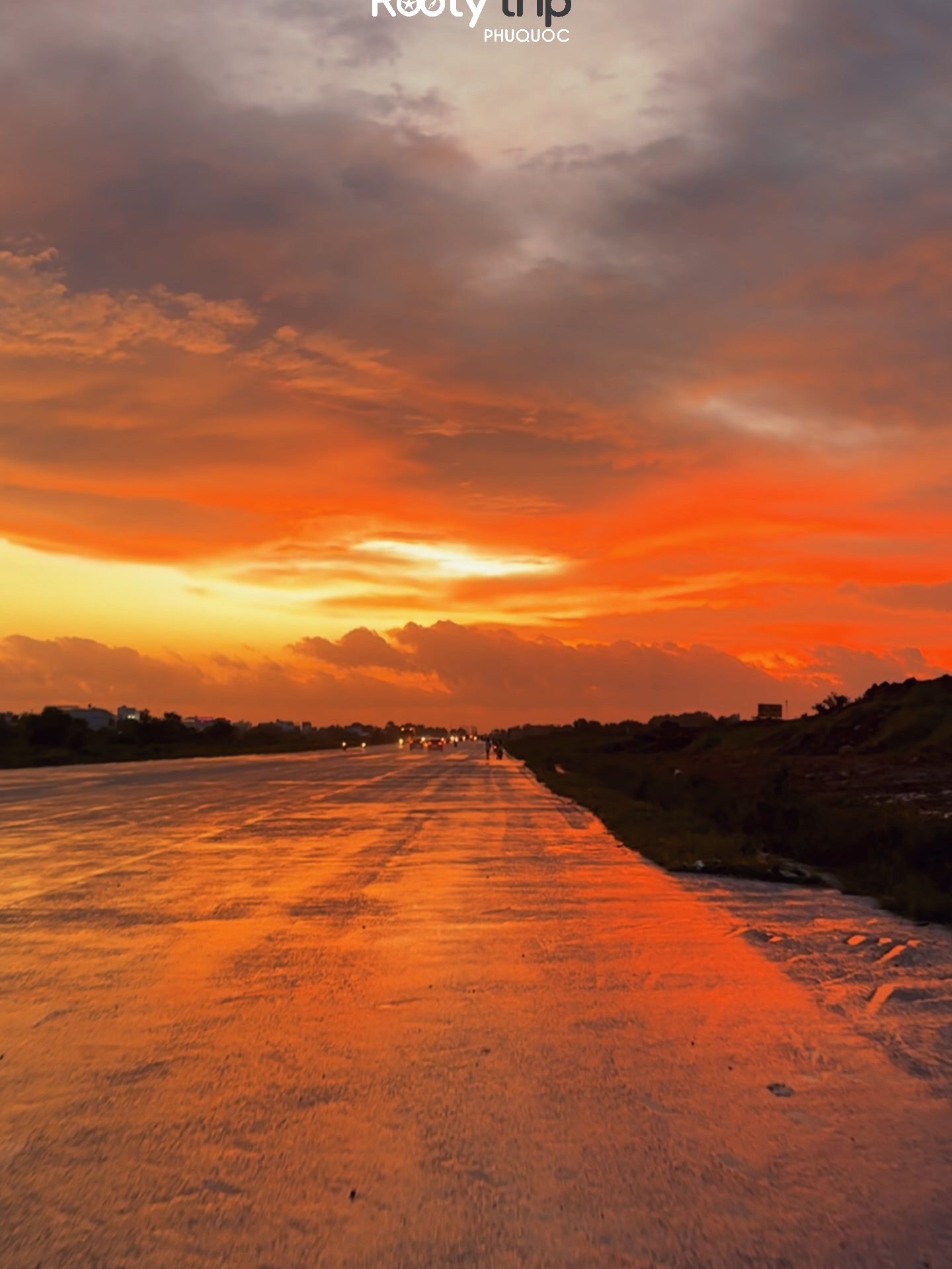 Hoàng hôn sau cơn mưa #phuquoc #hoanghonphuquoc #sanbaycuphuquoc #dulichphuquoc #rootytripphuquoc