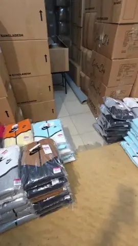 Bored let me see what I can sell today#warehouse #merchandise #clothes #thegoat #motivation 