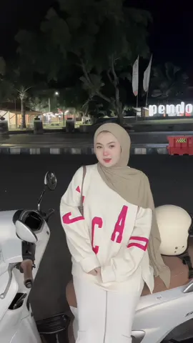 Maapkan hijab aku yg berantakan ya 🥲 #fyp #fypage #foryoupage 