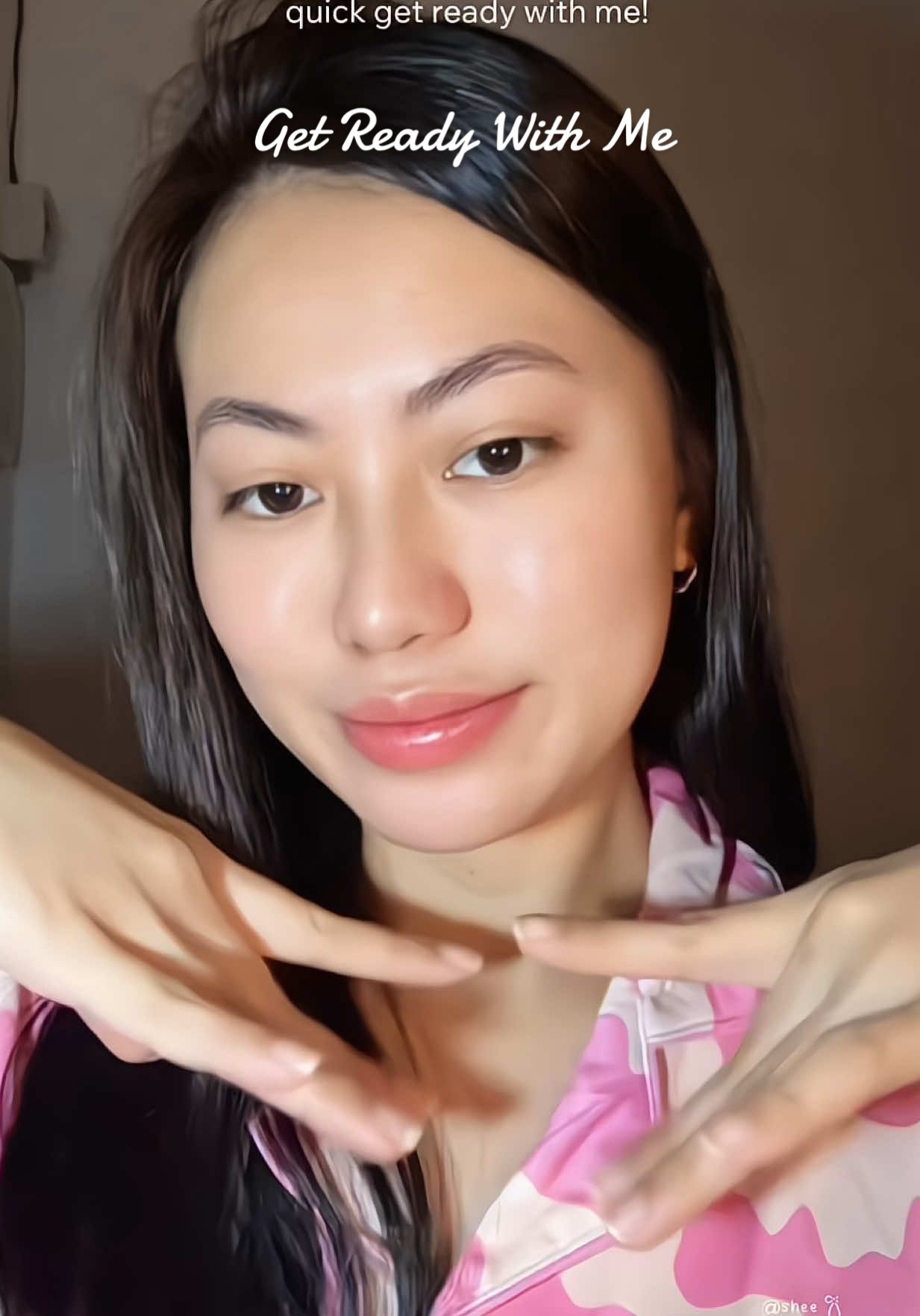 Replying to @shee 𐙚  Quick get ready with me! 💁🏻‍♀️ #simplemakeup #casualmakeup #foundationforoilyskin #dailymakeuplook #quickgrwm 