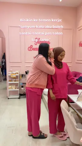 Maaf gugup🙏🏻😌 Available for booking appointment studio & home service treatment 💕 BOOKING WHATSAPP: 081226166313 ________ #nail #nails #nailart #naildesigns #salonbogor         