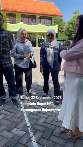 lanjut baca: https://kabarpasti.com/dapur-mbg-karangpacar-bojonegoro-tepis-soal-pemberitaan-sajikan-menu-makanan-basi/ #mbg #bgn #dapur #bojonegoro #fyp 