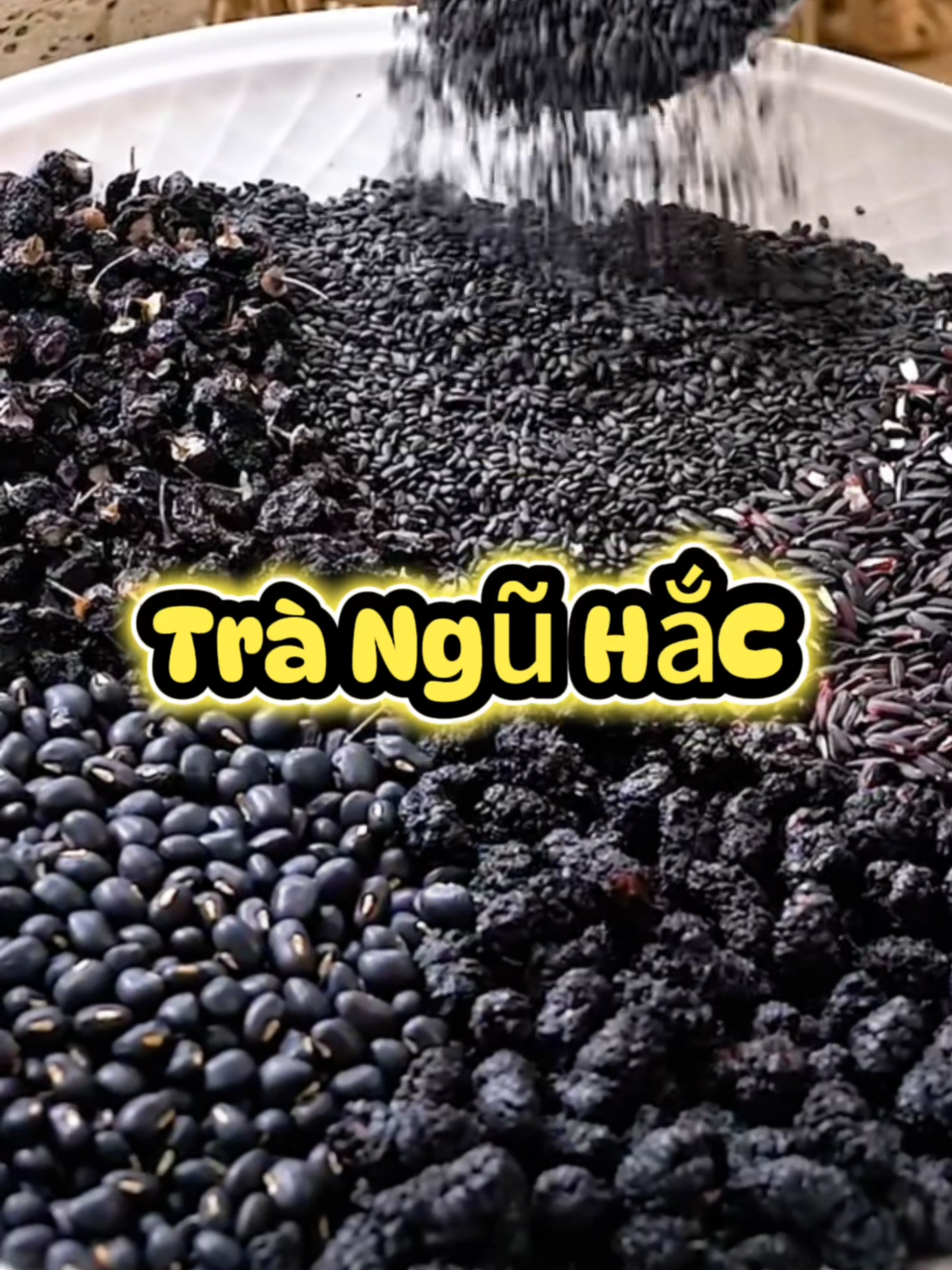 Thứ nước giúp tóc đen tự nhiên mà không cần hoá chất  #dacsanvietnam #ancungtiktok #reviewlamdep #bactocsom #rungtoc #rungtocsausinh