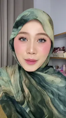 Pasmina yg aku pake varian “NEBULA” #lipsync #viscoseprinted #pasminaviscose 