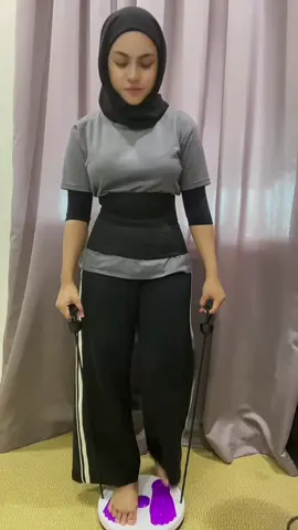 #twisting #waisttwisting #waistexercises #wourkoutathome #lostweight 