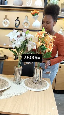 *Table Top Big  Silver Potted Flowers* ♦️ Available in pink, Orange and White  🎀Price 3800/=