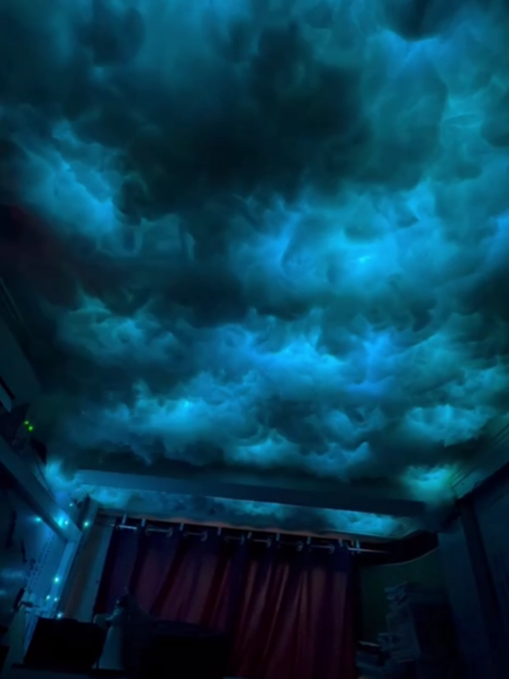 ပစ္စည်းတွေလဲ လာဝယ်လုပ်လို့ရတယ် guys #cloudceiling #fyp #thunder #bar 